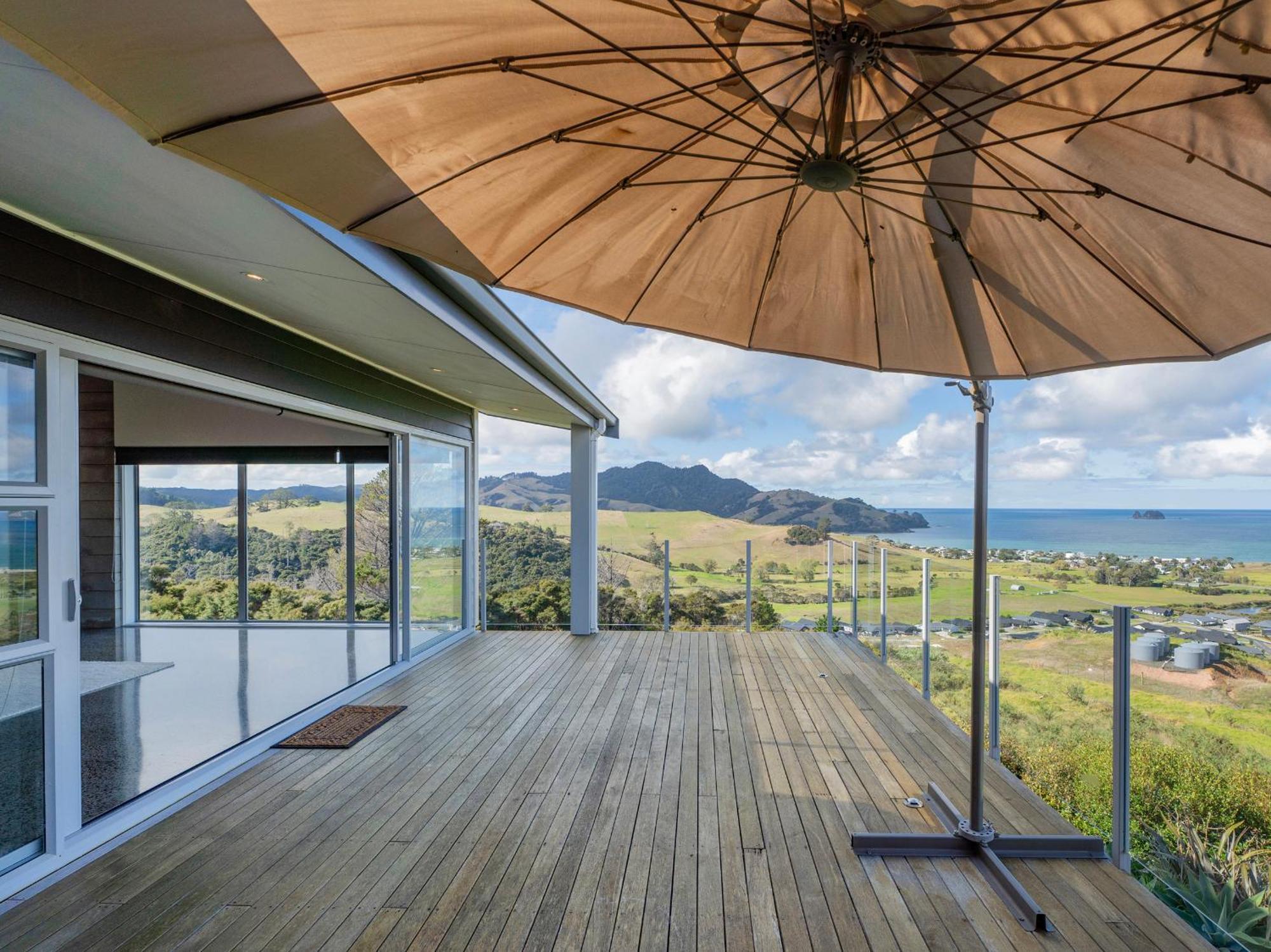 Centennial Views - Whitianga Holiday Home Exterior photo