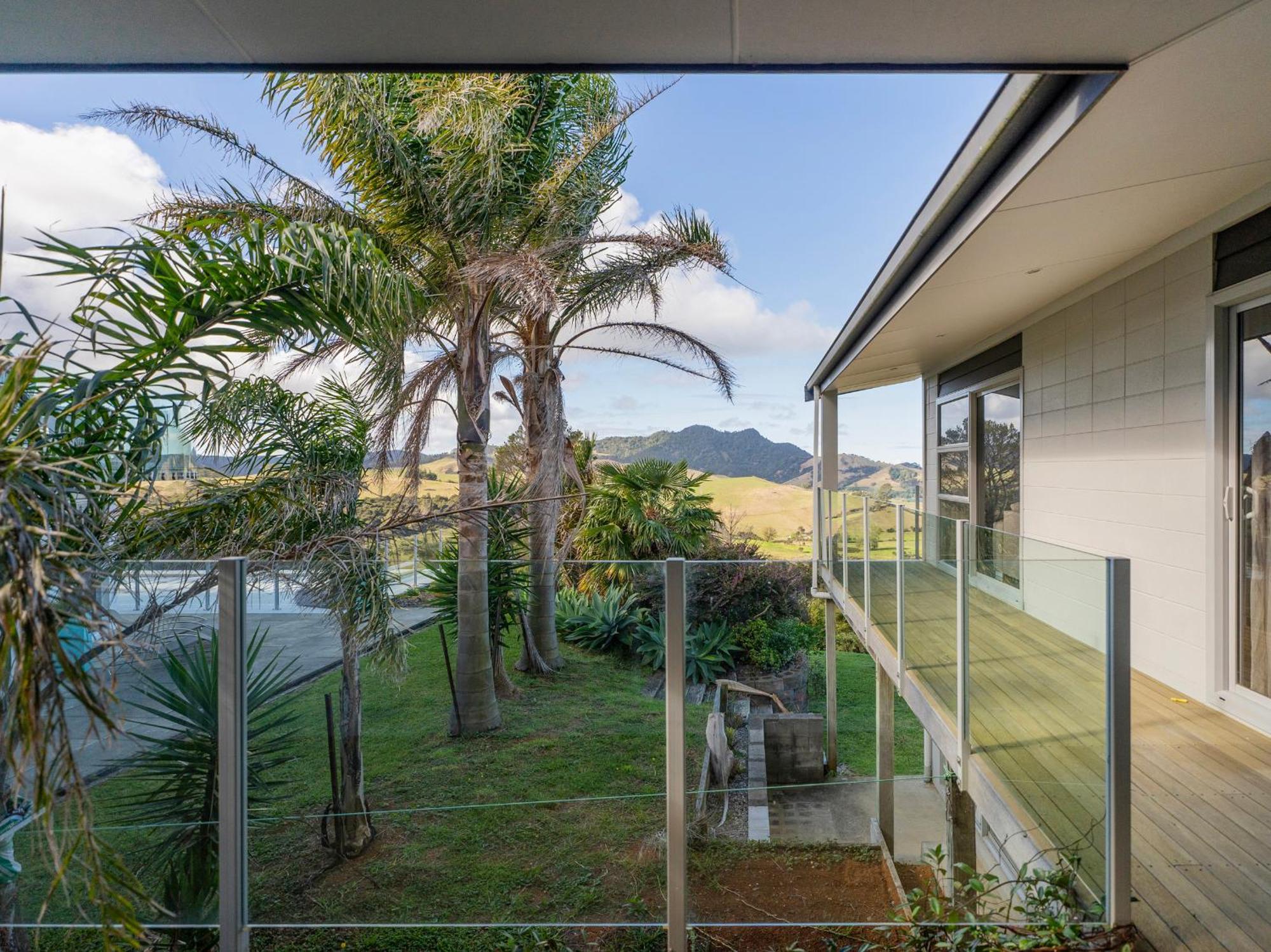 Centennial Views - Whitianga Holiday Home Exterior photo