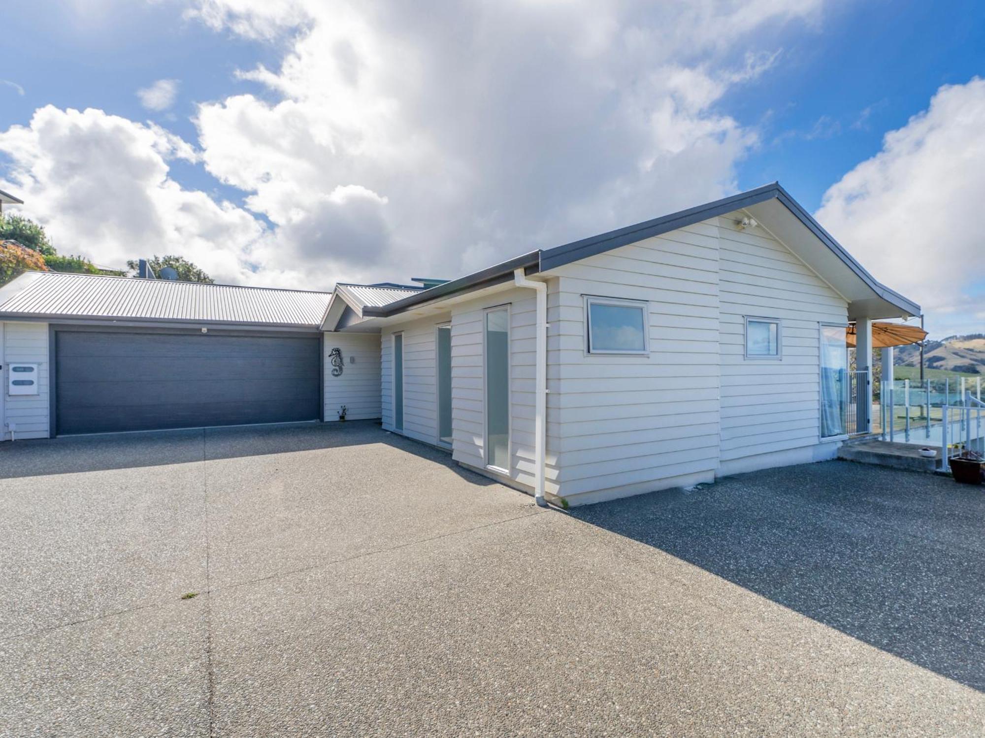 Centennial Views - Whitianga Holiday Home Exterior photo