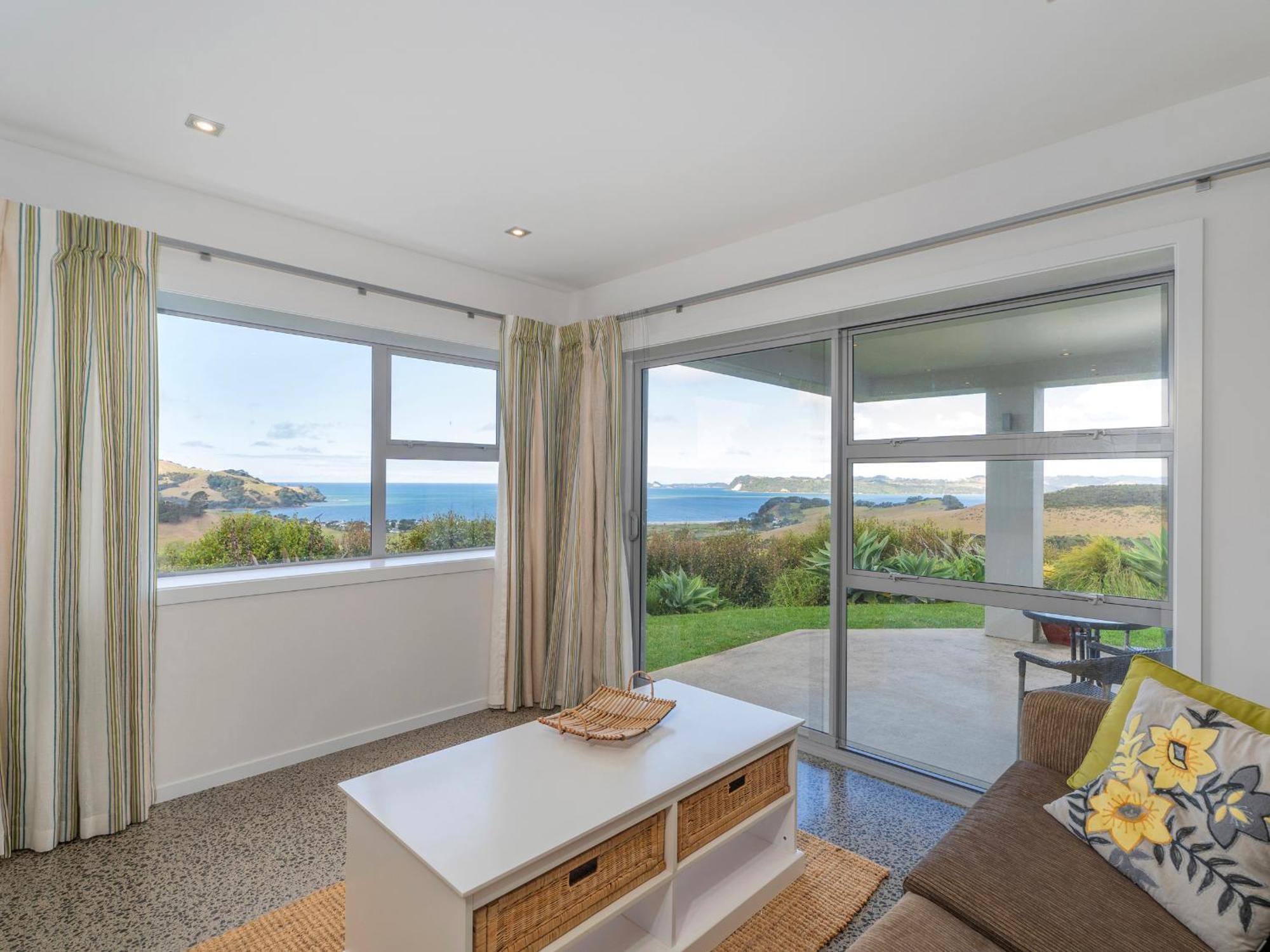 Centennial Views - Whitianga Holiday Home Exterior photo